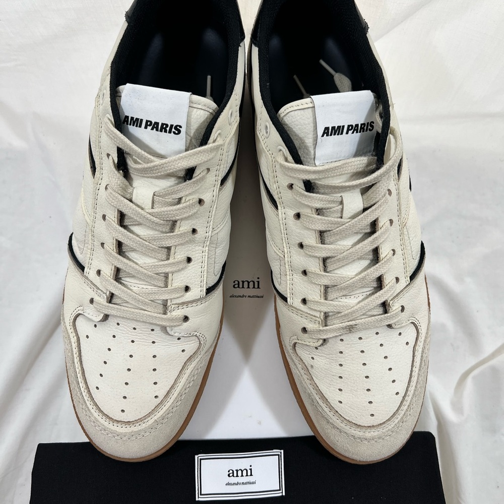 Ami Paris Cream and Black Men's Sneakers